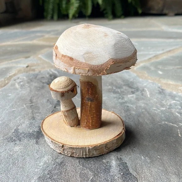 Terrain -Hand Carved Oak Wood Mushrooms - Picture 5 of 5